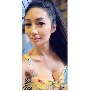 Meet your Posher, Holly